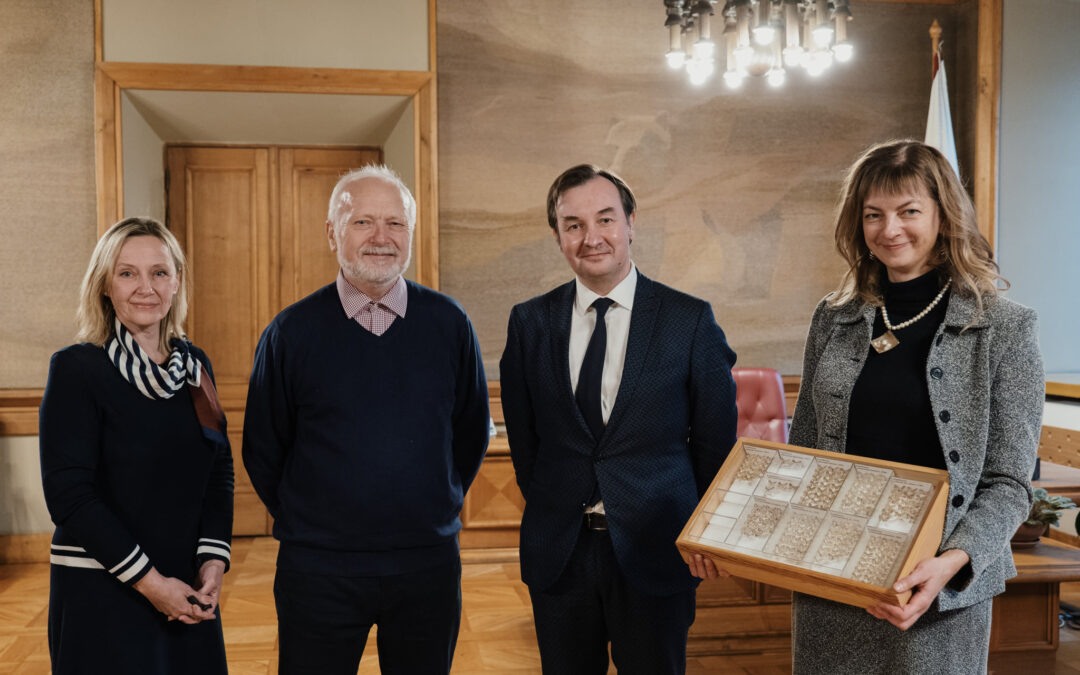 Ypatinga entomologo Giedriaus Švitros dovana VU muziejui – 40 metų kaupta drugelių kolekcija